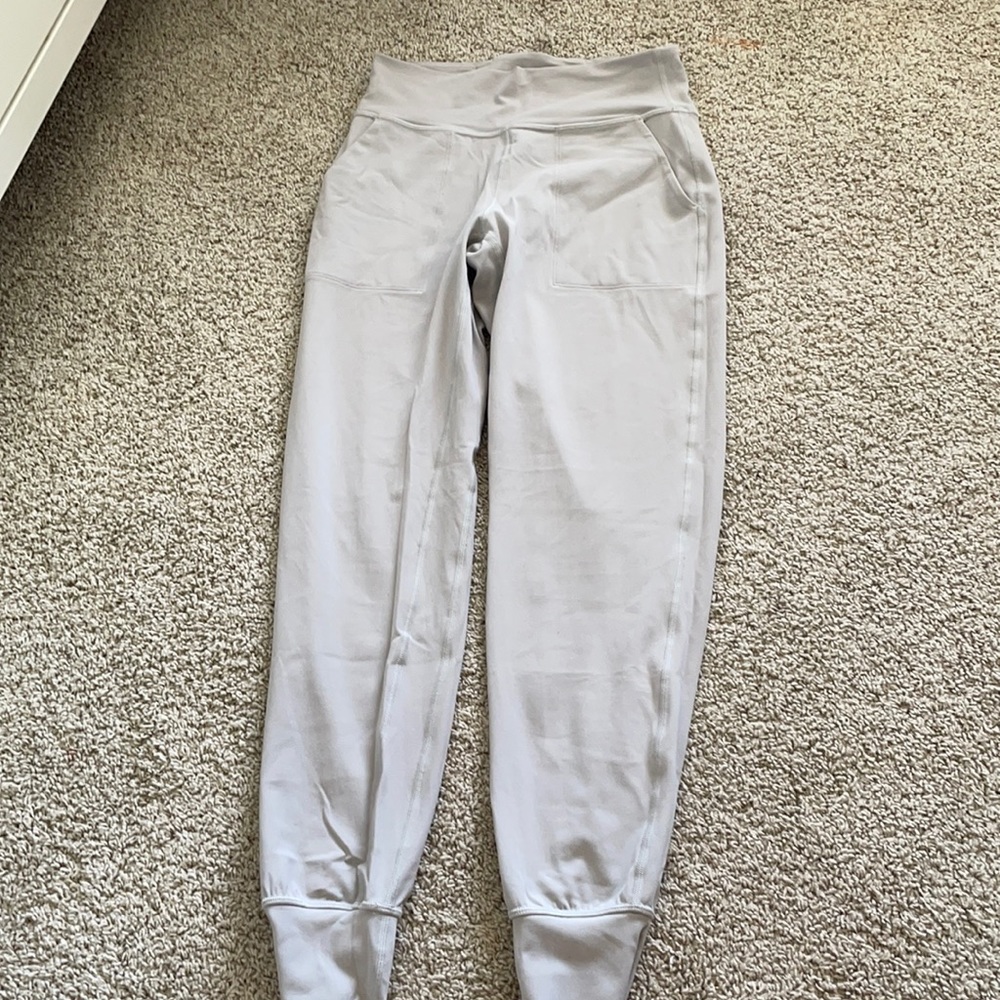 Lululemon leggings (align joggers 28”)